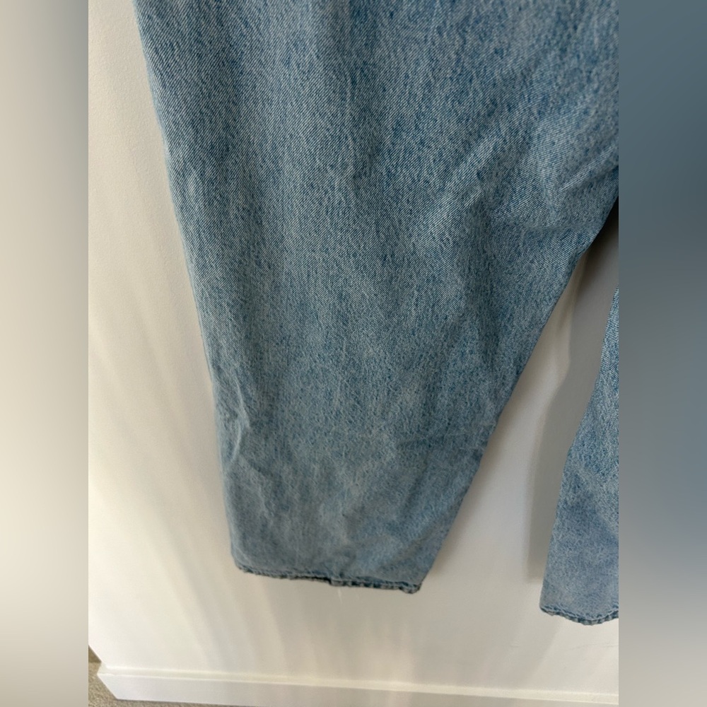 BDG high rise wide leg light wash jeans - Picture 7 of 8